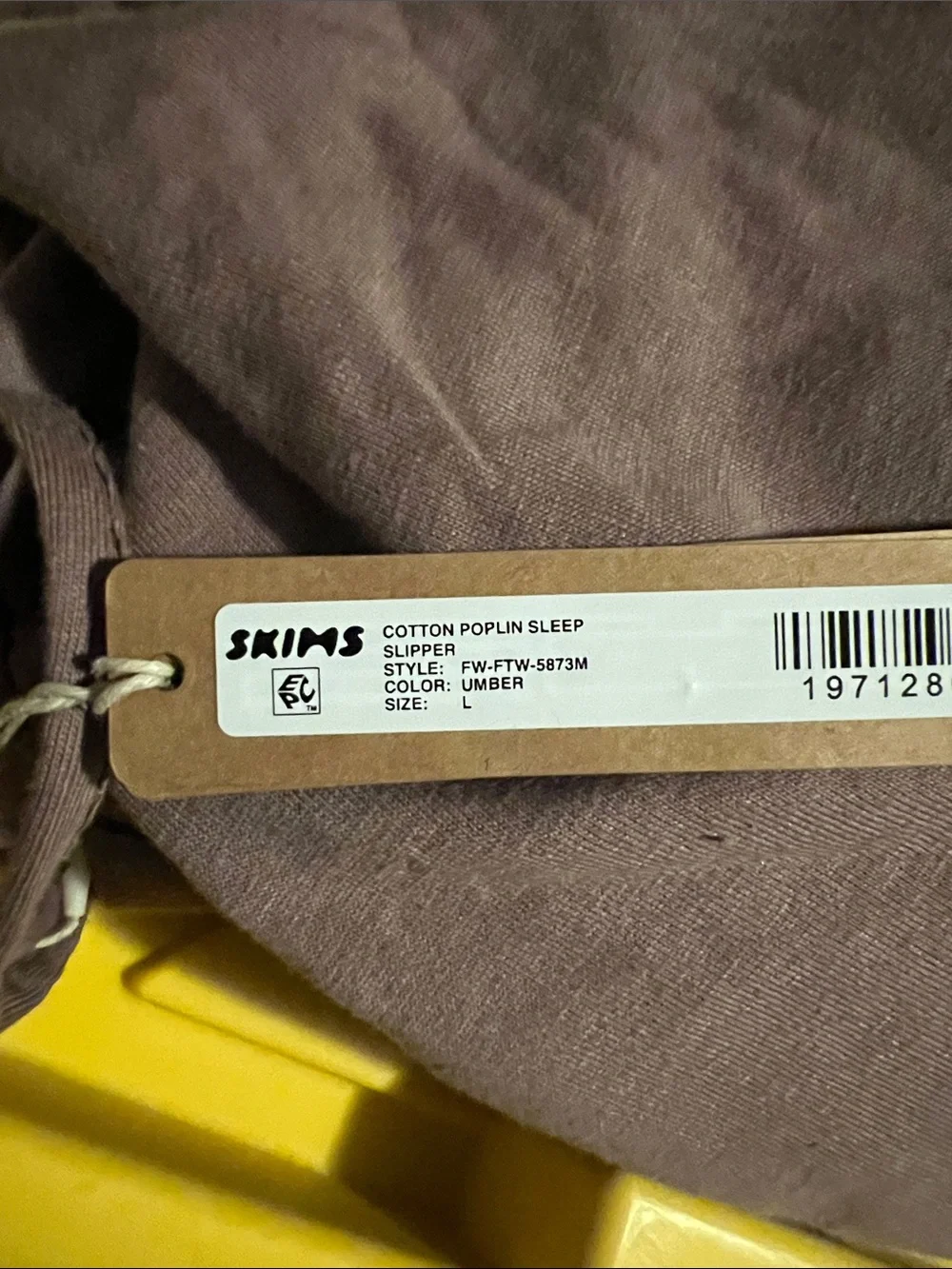 SKIMS new tag